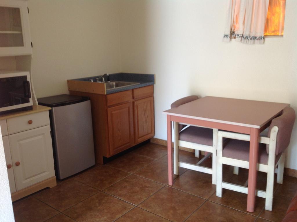 Redwood Motel Chandler Phòng bức ảnh