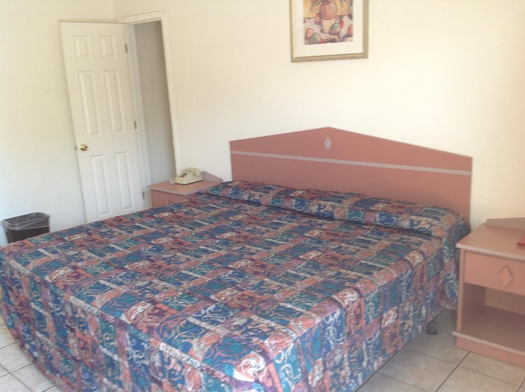 Redwood Motel Chandler Phòng bức ảnh